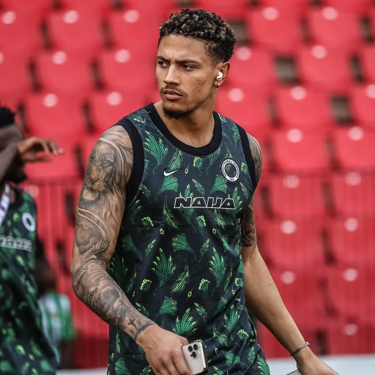 Okoye Is More Refined Than Nwabali – Kanu Tells Finidi Who Should Be Super Eagles Number 1 Goalkeeper