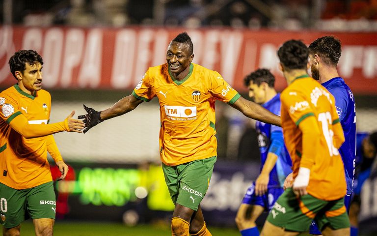 Coach Of Valencia Open To Paying €300,000 Clause For Sadiq Umar To Play Against His Parent Club Real Sociedad