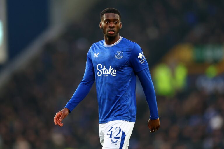 Play For Super Eagles – Chelle Alerts Everton Midfielder On International Future