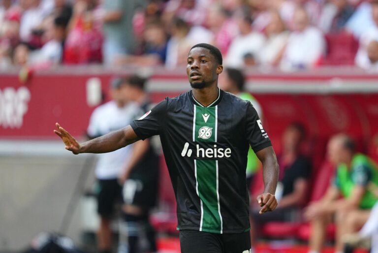 Hannover Defender With Nigerian Roots Warned On Commitment To South Africa Post Super Eagles Decision