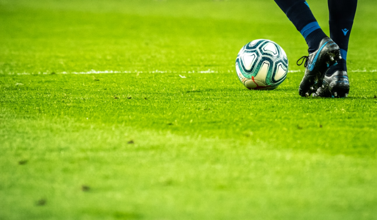 Safe Travel Tips for International Football Fans Visiting Nigeria