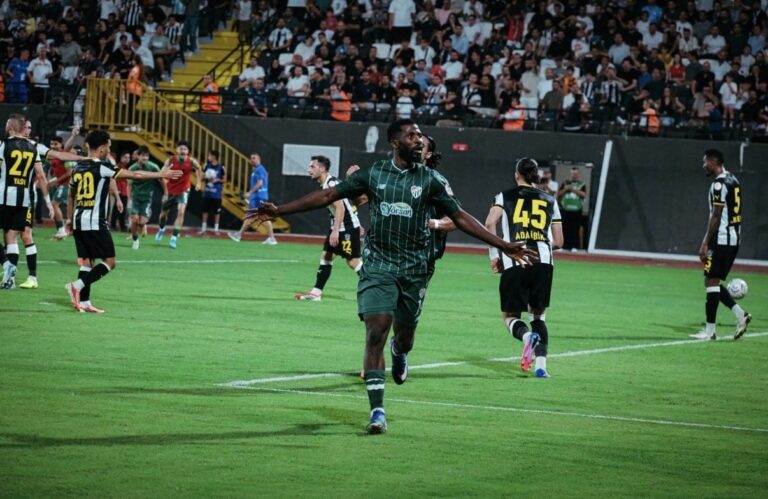 Red Hot Iheanacho Provisionally Invited To Super Eagles Squad For AFCON Qualifiers